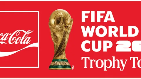 萨拉赫英超首度缺席，53场不败神话破灭！斯洛特豪赌一掷千金，战局风云突变！