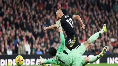 瓜迪奥拉盛赞澳波：非典型后卫却表现卓越