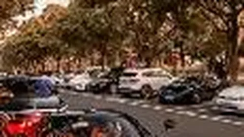 拜仁球员身价排行榜：穆西亚拉与凯恩1.1亿欧元居首，格纳布里跌幅最为显著。